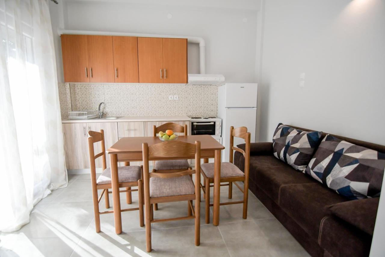 Anna Apartment Preveza Esterno foto
