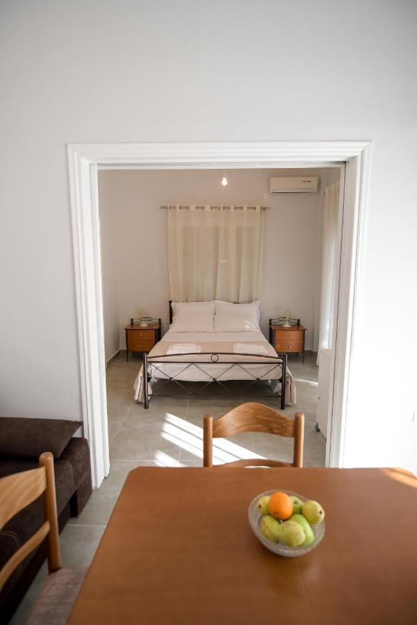 Anna Apartment Preveza Esterno foto