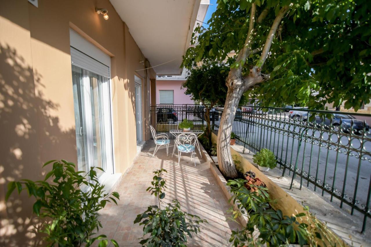 Anna Apartment Preveza Esterno foto