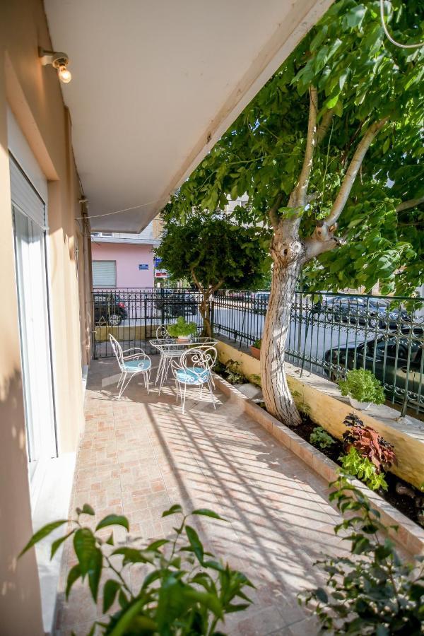Anna Apartment Preveza Esterno foto