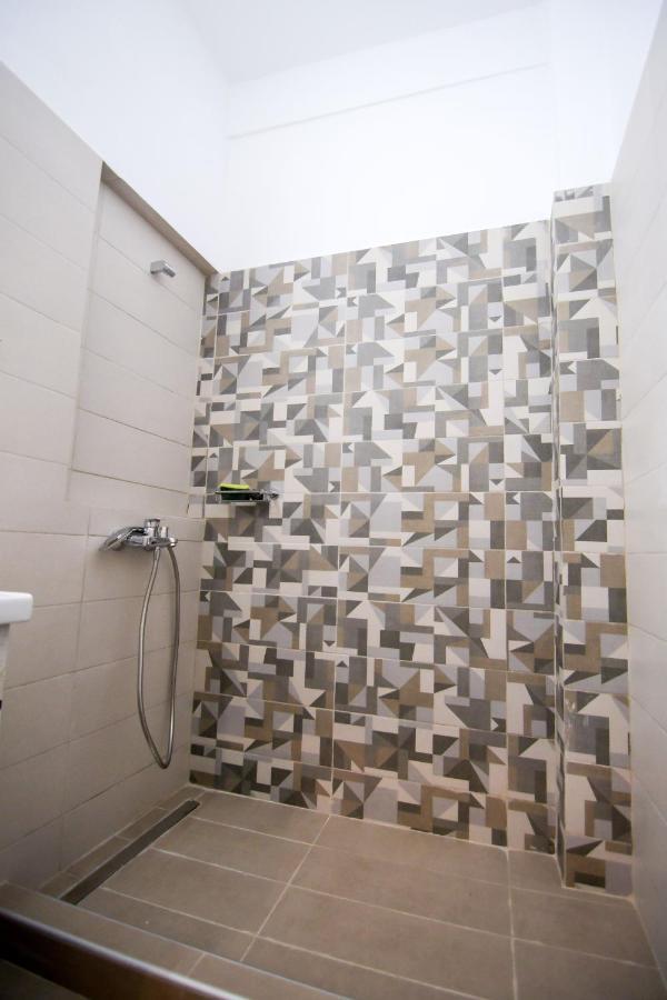 Anna Apartment Preveza Esterno foto