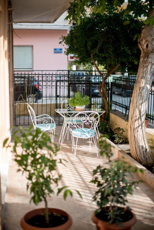 Anna Apartment Preveza Esterno foto