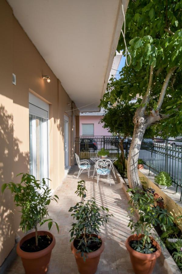 Anna Apartment Preveza Esterno foto